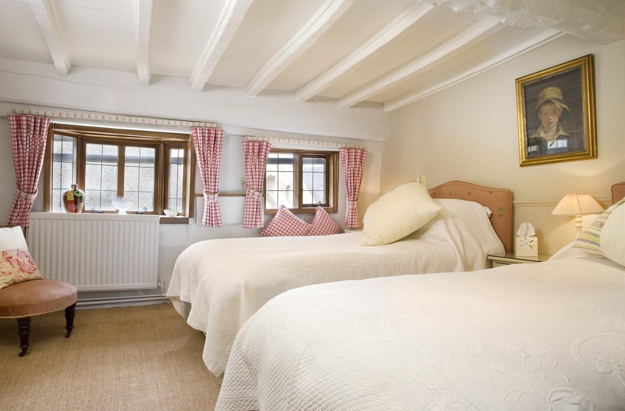 Bed and Breakfast The Old Manor House à Halford  Extérieur photo