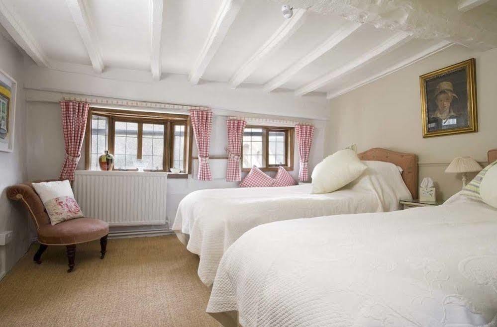 Bed and Breakfast The Old Manor House à Halford  Extérieur photo